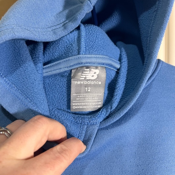 NEW BALANCE Boys Hoodie & Shorts Set - Picture 2 of 4